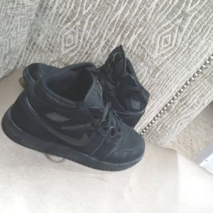 Nike Air Jordan 1 Mid Black Athletic Shoes/Sneakers